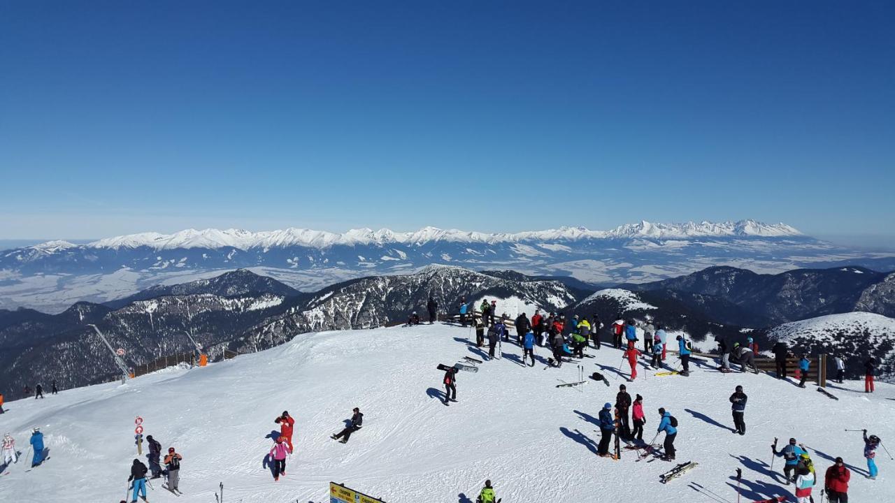 Penzion Larion Kralova Lehota Exterior foto